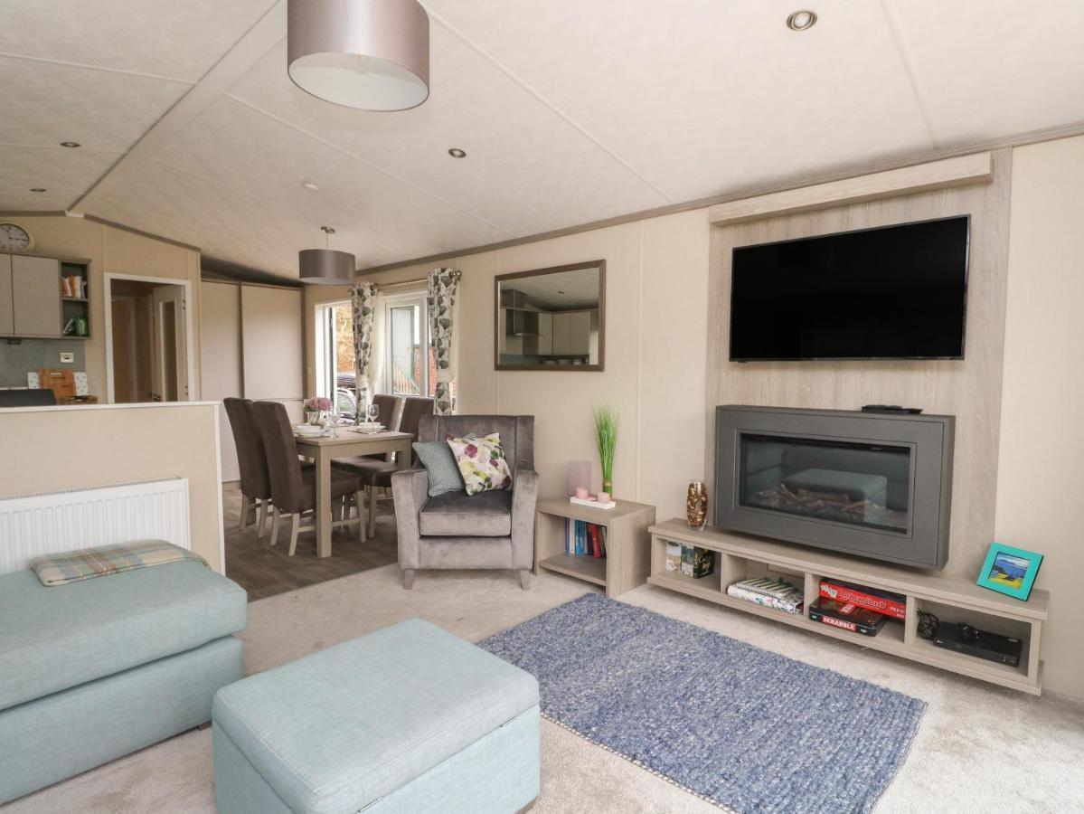 Holiday home Rowan *